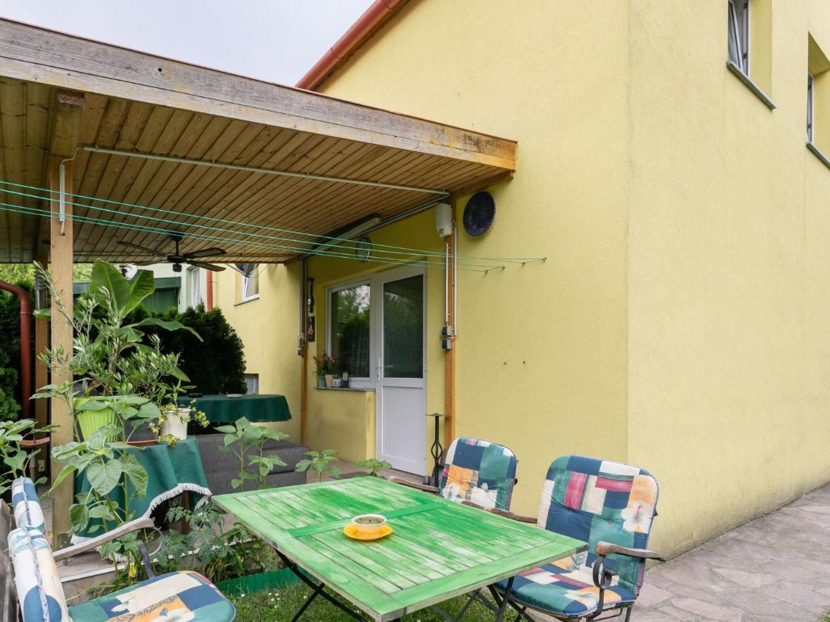 Lively Holiday Home In Wien With Private Garden Экстерьер фото